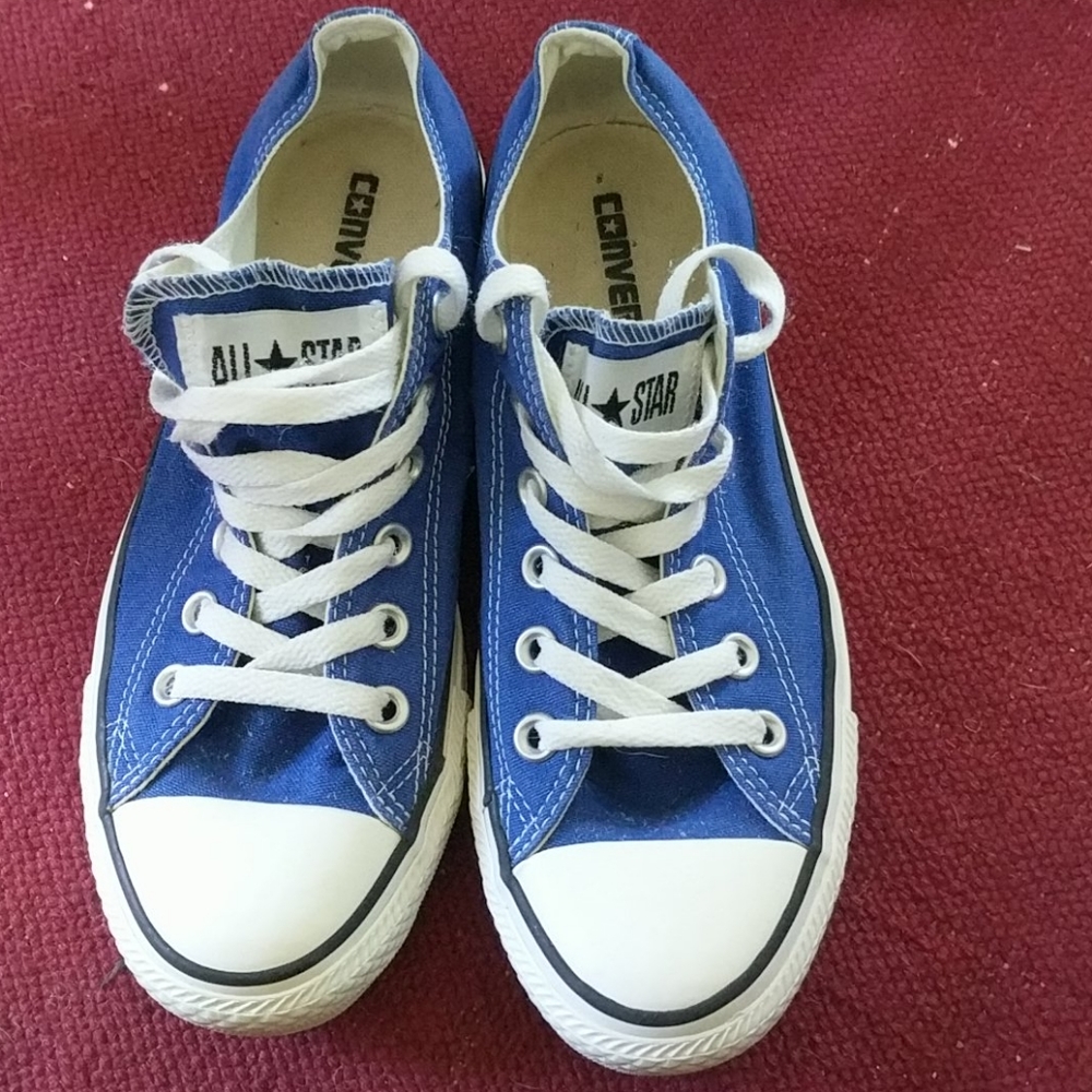 Converse low-top